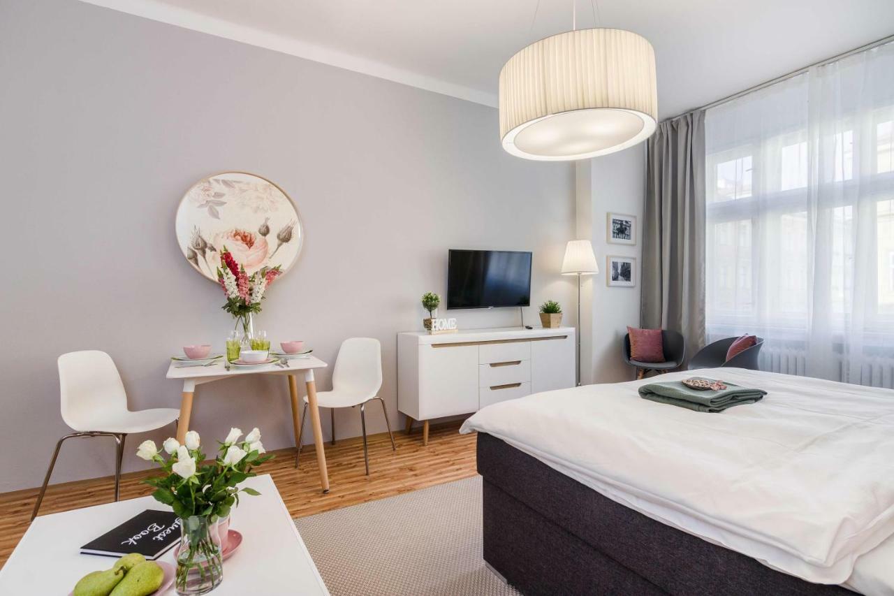 Apt In Prague Charles Bridge 1Km By Michal&Friends Esterno foto